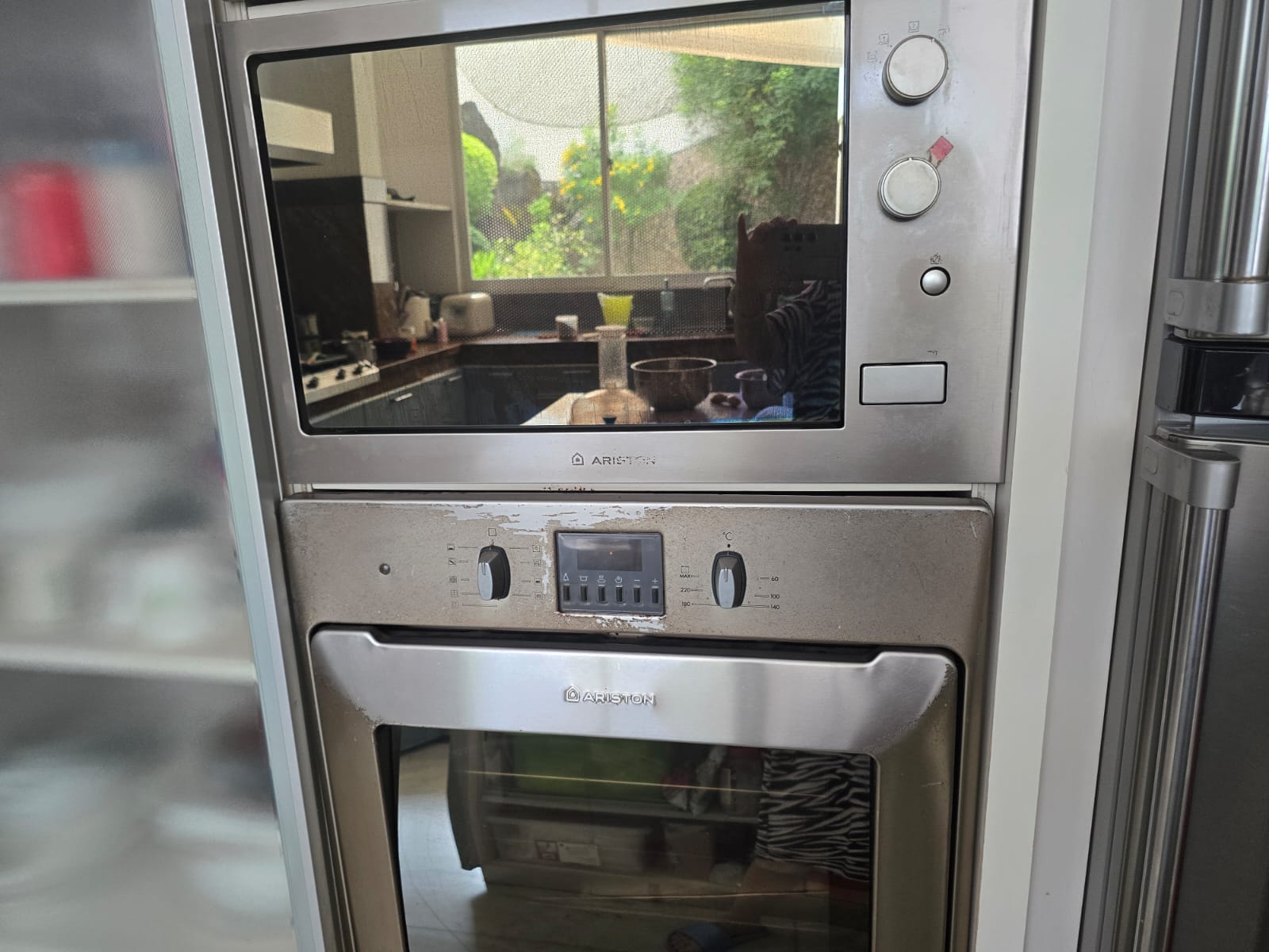 Microwave Ariston